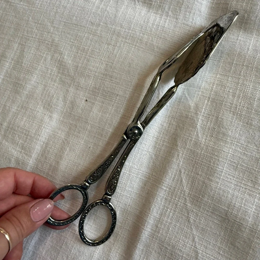 Vintage Silver Plated Scissor Pastry Tongs Floral Engraved EP Zinc Server 8.5